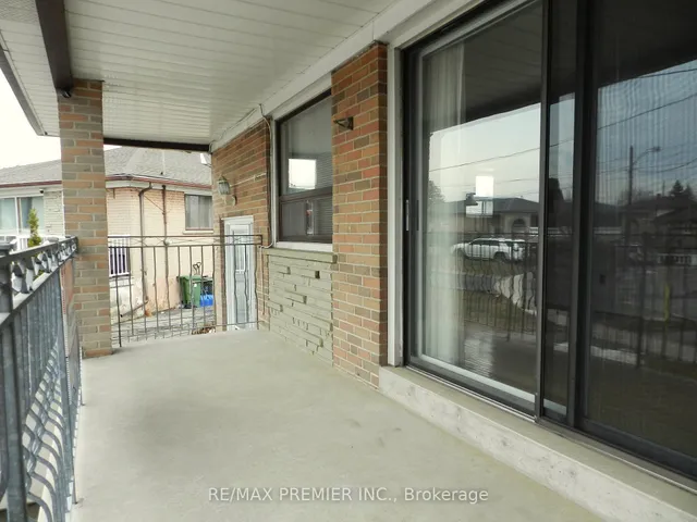 Additional image 20 of 5 Stong Crt