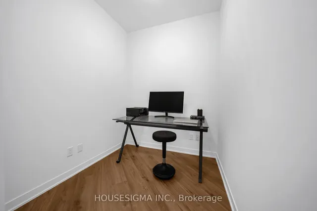 Additional image 11 of 405 Dundas St Unit 526