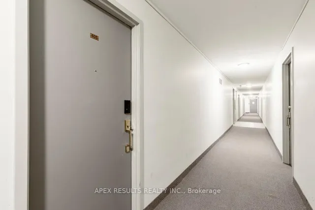 Additional image 6 of 1950 Main St Unit 405