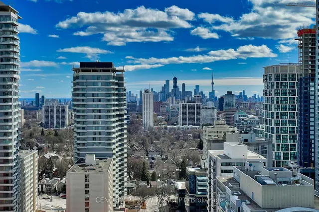 Additional image 25 of 39 Roehampton Ave Unit 2003