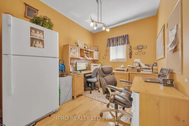 Additional image 13 of 26 Beavervalley Dr