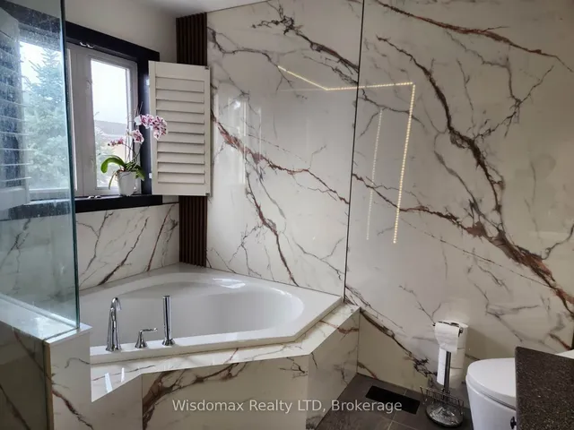 Additional image 18 of 31 Sunvale Pl Unit 5