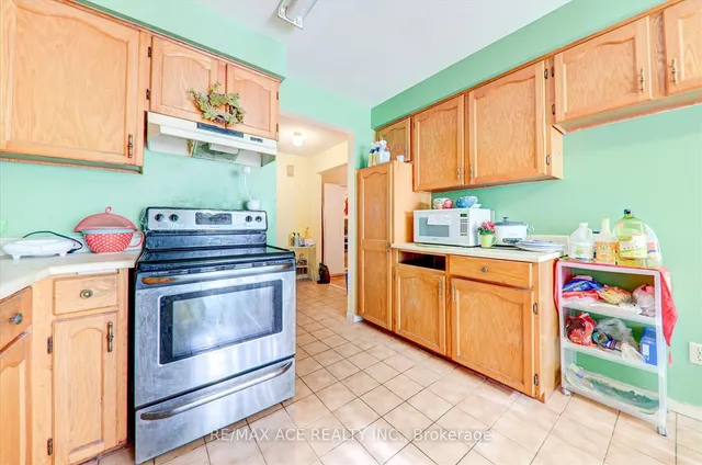 Additional image 18 of 6 Rockwood Dr