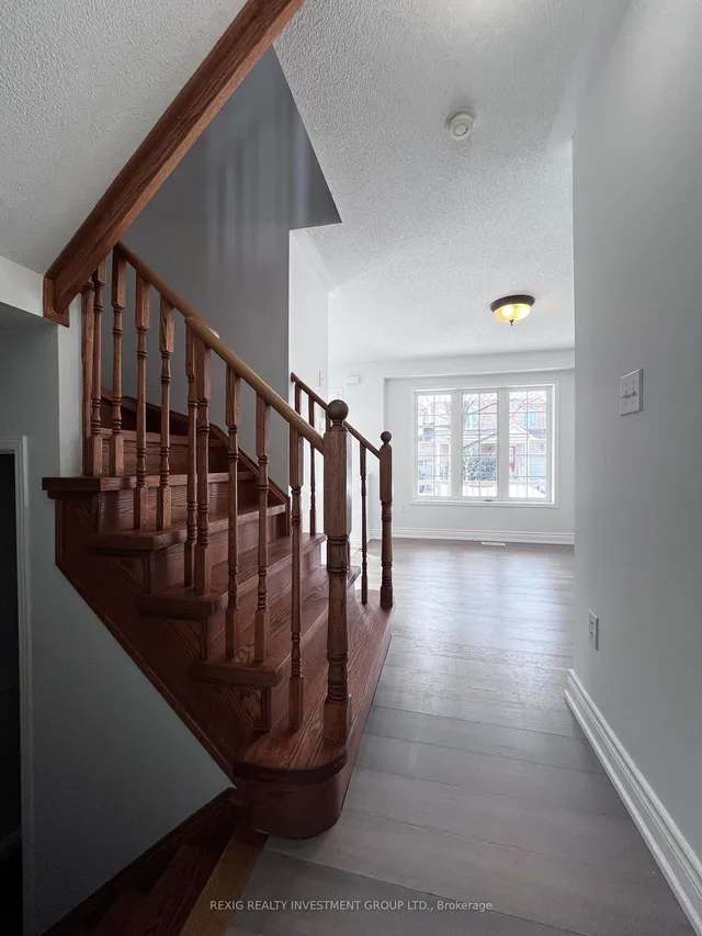 Additional image 8 of 2395 Curtis Rd