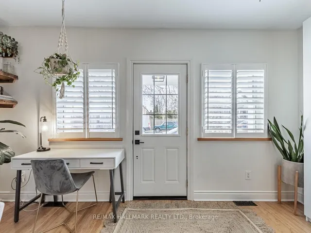 Additional image 5 of 1584 Dundas St