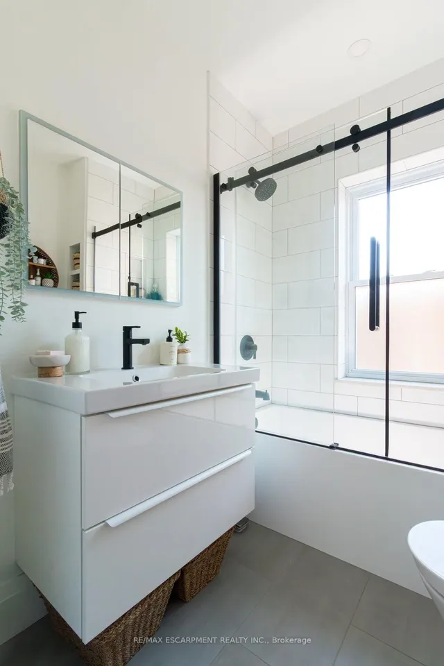 Additional image 25 of 21 Murray St