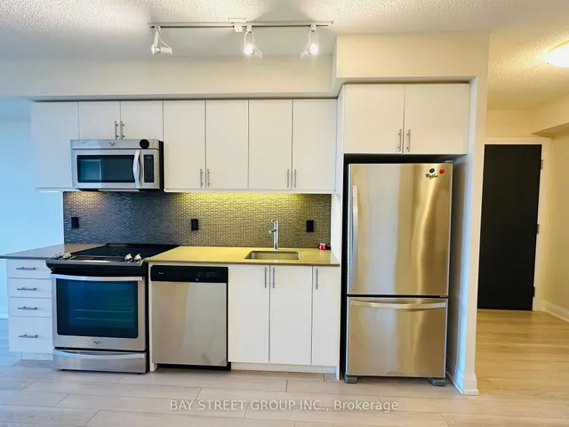 Additional image 8 of 18 Graydon Hall Dr Unit 501