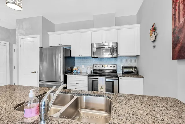 Additional image 11 of 95 Wilson St Unit 101