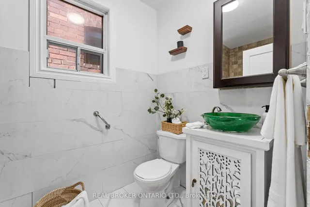 Additional image 15 of 26 Bowie Ave