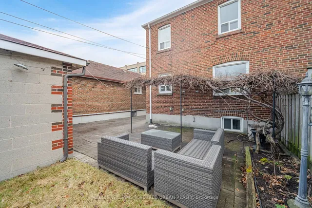 Additional image 32 of 1058 Roselawn Ave