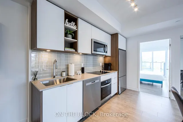 Additional image 9 of 543 Richmond St Unit 1006