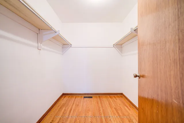 Additional image 25 of 16 Clayland Dr