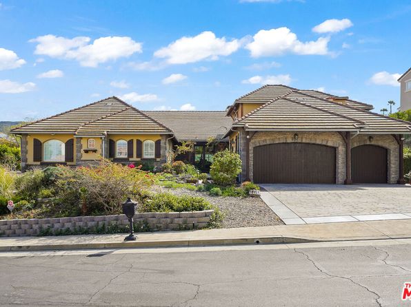 Primary image of 18917 Carmel Crest Dr, Tarzana, CA 91356