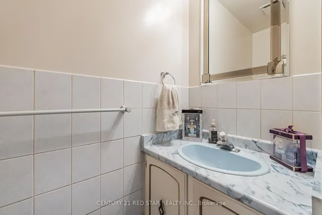 Additional image 19 of 151 Cabernet Circ