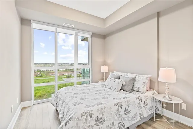 Additional image 12 of 55 Yorkland Blvd Unit 903