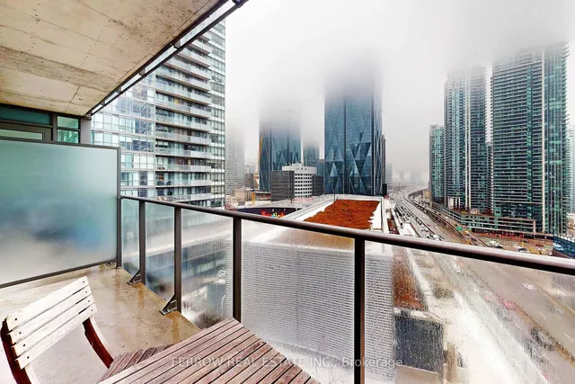 Additional image 21 of 55 Bremner Blvd Unit 1306