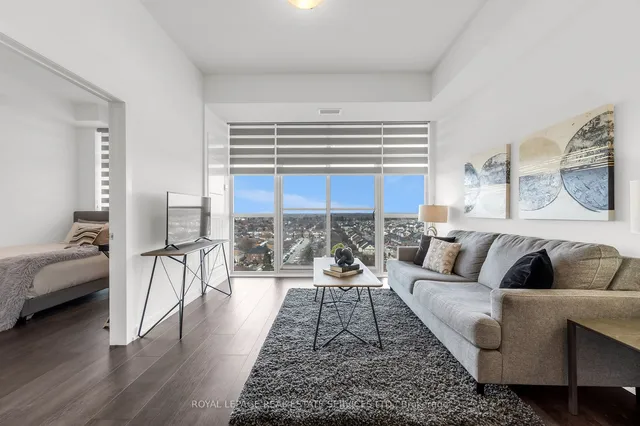 Additional image 8 of 460 Dundas St Unit 1203