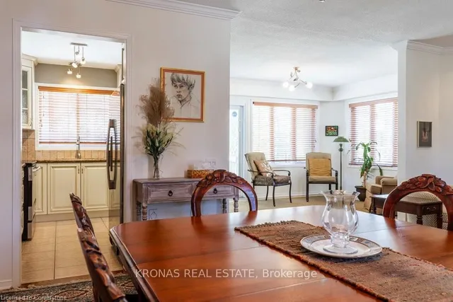 Additional image 8 of 212 SILVERBIRCH Blvd