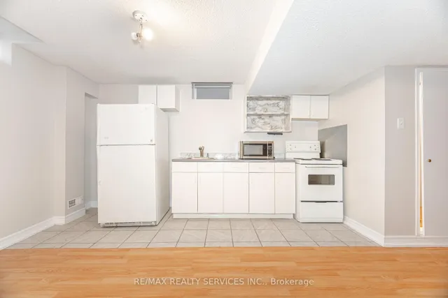 Additional image 39 of 30 Earl Grey Cres