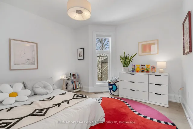 Additional image 28 of 212b Queens Ave