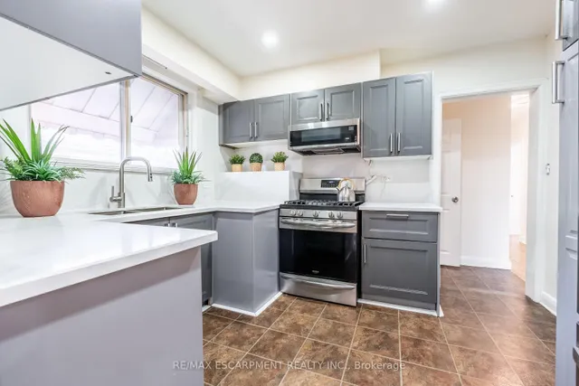 Additional image 17 of 2305 Wagner Cres