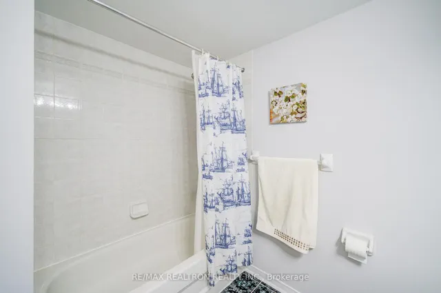 Additional image 6 of 28 Rosebank Dr Unit 507