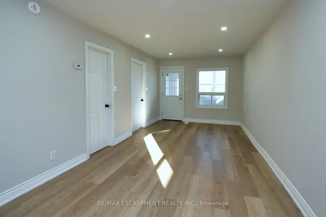 Additional image 6 of 32 Vansitmart Ave