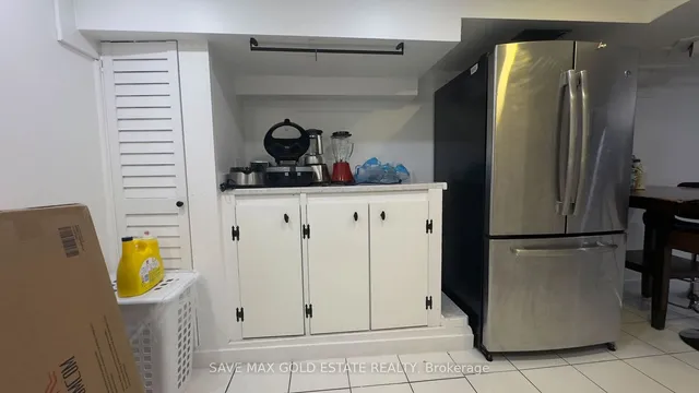 Additional image 21 of 252 Walter Ave