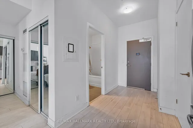 Additional image 13 of 169 Fort York Blvd Unit 913