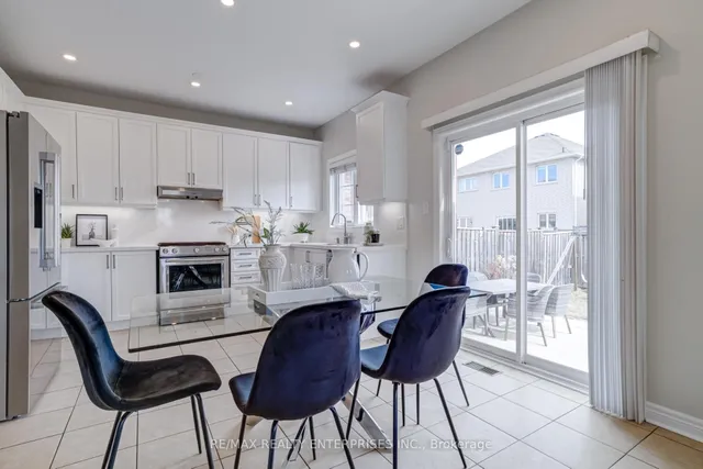 Additional image 10 of 148 Bayhampton Dr