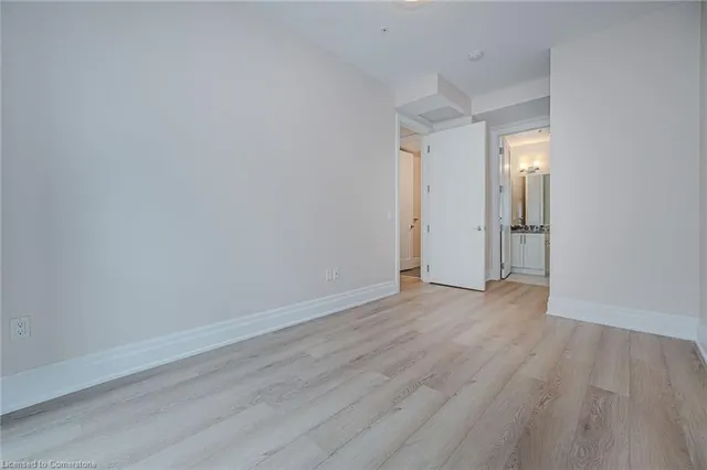 Additional image 19 of 112 King St Unit 806