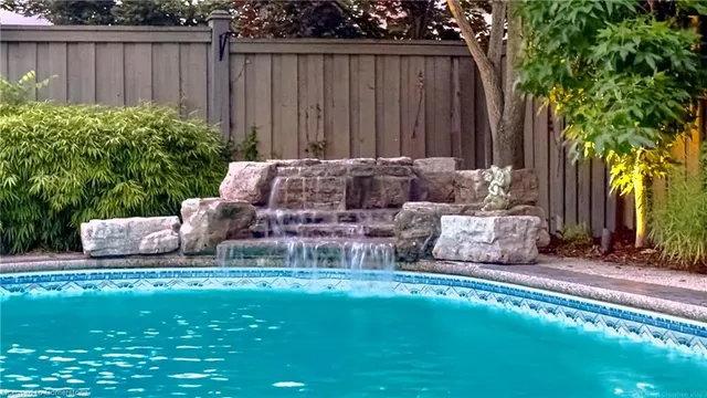 Additional image 43 of 35 Holkham Ave