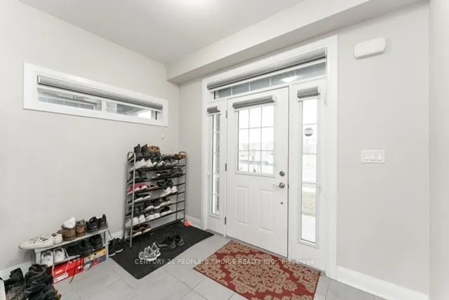 Additional image 6 of 681 Thomas Slee Dr