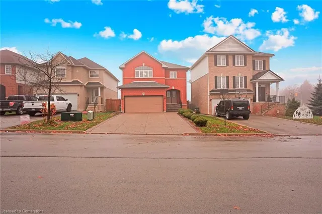 Additional image 25 of 8 Meadow Wood Cres