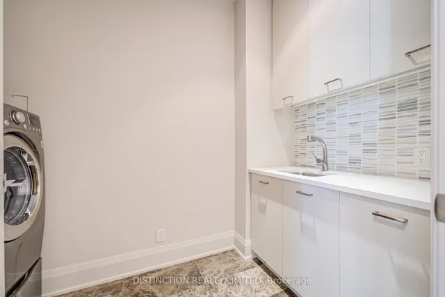 Additional image 18 of 77 Charles St Unit 1603