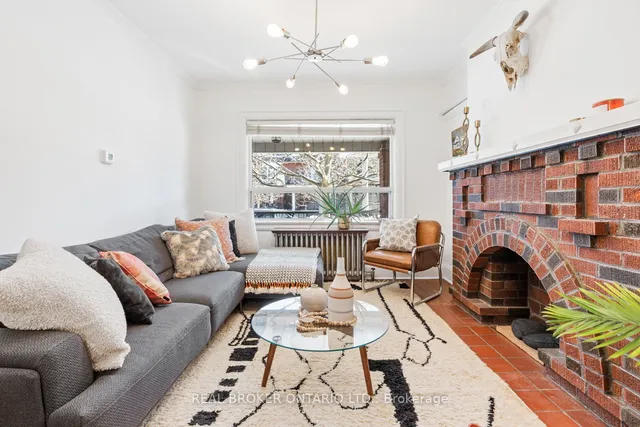 Additional image 5 of 130 Harvie Ave