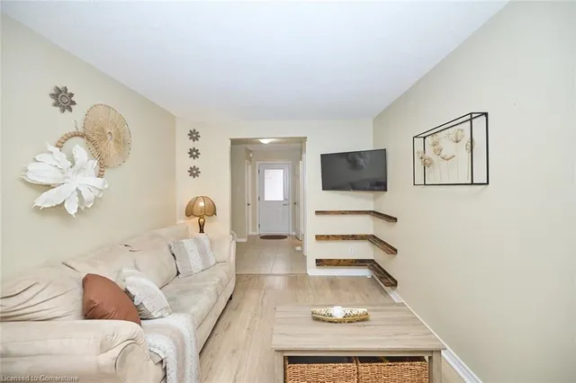 Additional image 8 of 23 Dynasty Ave Unit 4