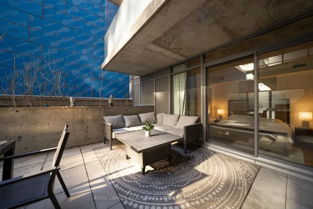 Additional image 32 of 95 Bathurst St Unit 221