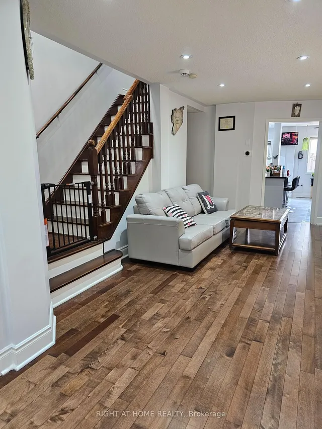 Additional image 16 of 879 ROGERSON Rd