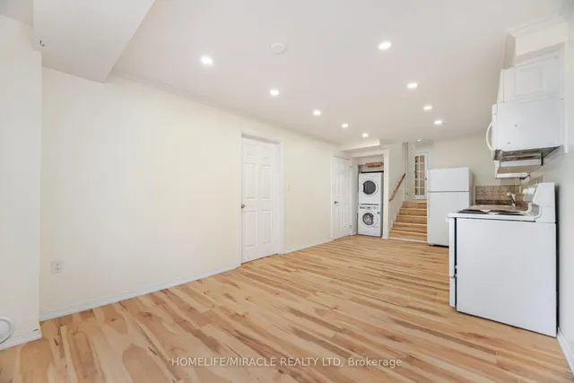 Additional image 42 of 35 Bay Crest Dr