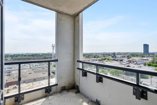 Additional image 30 of 859 The Queensway N/A Unit 603