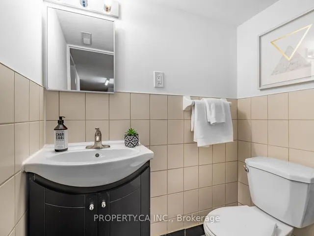 Additional image 19 of 29 Gilbert Ave