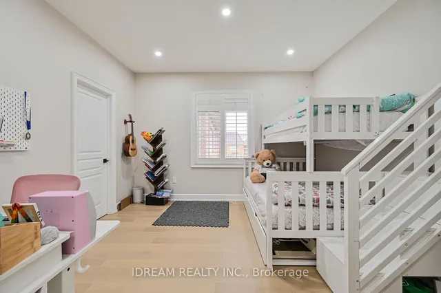 Additional image 30 of 10 Chesapeake Crt