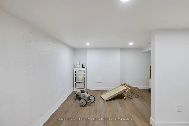 Additional image 33 of 9 Norval St