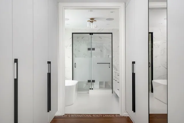 Additional image 25 of 23 Douglas Dr