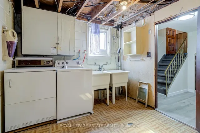 Additional image 27 of 38 Brawley Ave