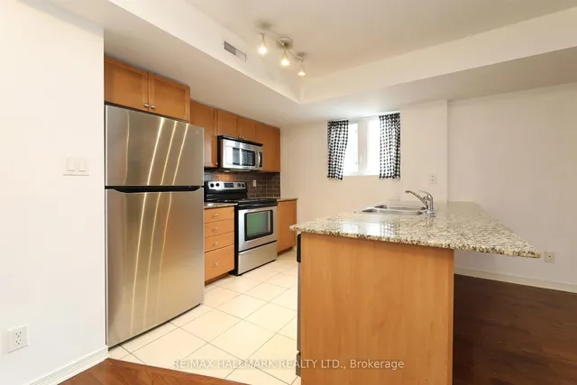 Additional image 5 of 11 Ruttan St Unit TH 128