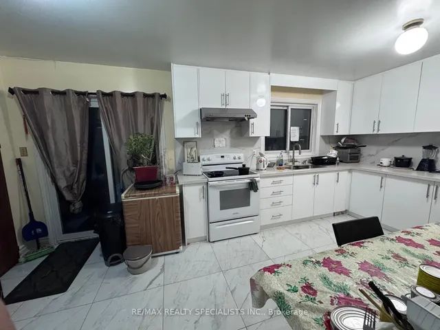 Additional image 9 of 25 Auburn Ave