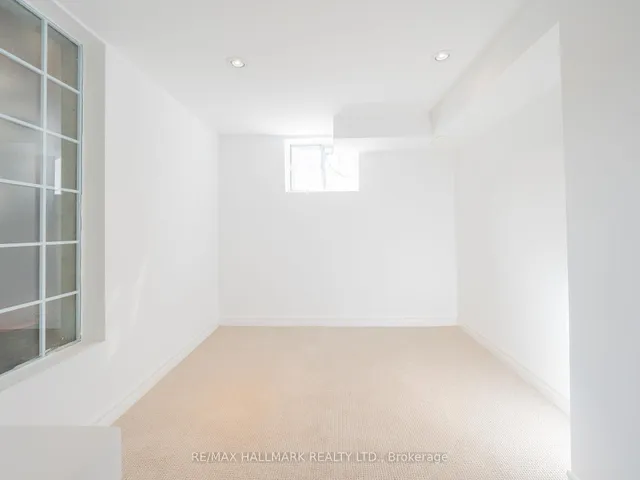 Additional image 37 of 55 Browning Ave