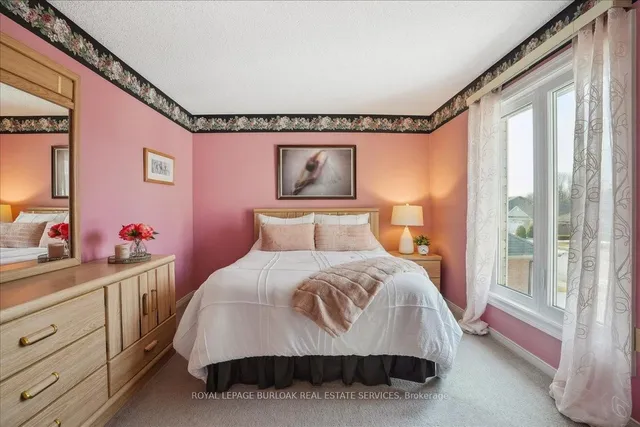 Additional image 21 of 789 Hawkins Cres